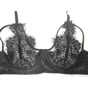 Fredericks of Hollywood Black Eyelash Lace Strappy Underwire Bra XL